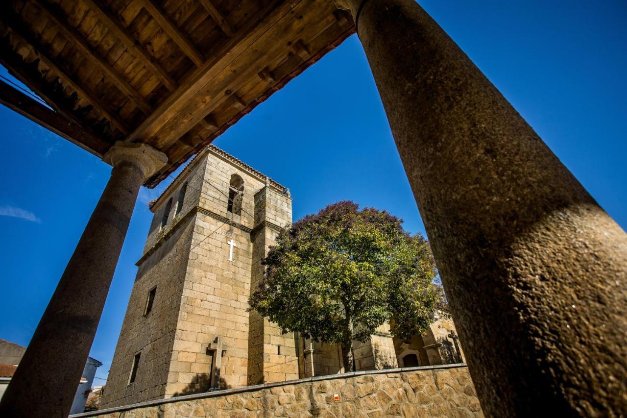 El Hogar Del Herrero Ahigal de los Aceiteros Exterior photo